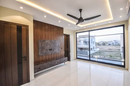 10 Marla Luxury House Available for Sale in Sector U, Phase 7