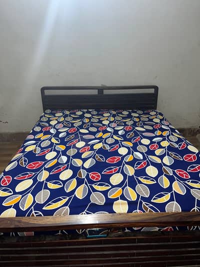 double bed with mattress