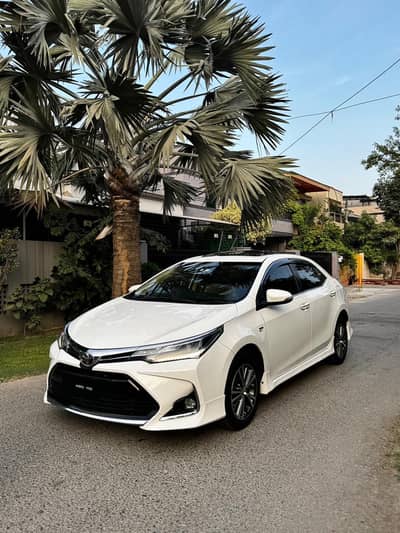 Toyota Altis grande 2021