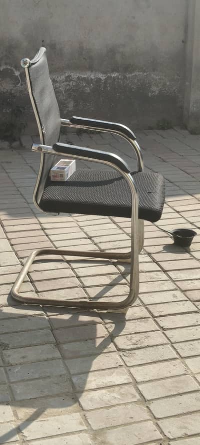 Best Condition 4 Chairs for Sale