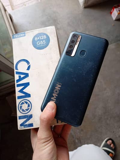 Tecno Camon 17 with box