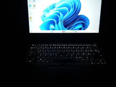 Lenovo Yoga 370 Core i5 7th Gen Touchscreen 360° Laptop Fingerprint.