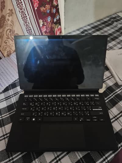 Asus Vivobook 13 Slate (OLED)