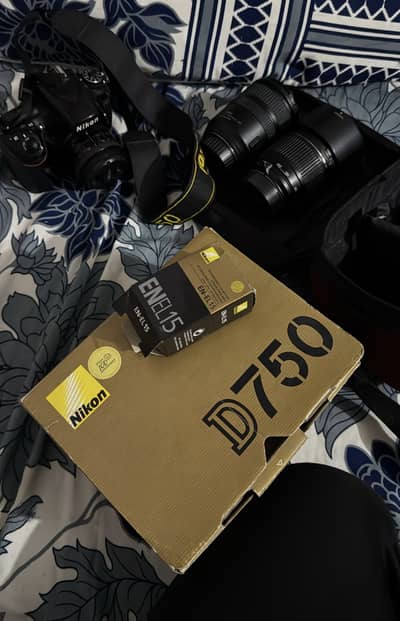 Nikon D750 with complete accessories