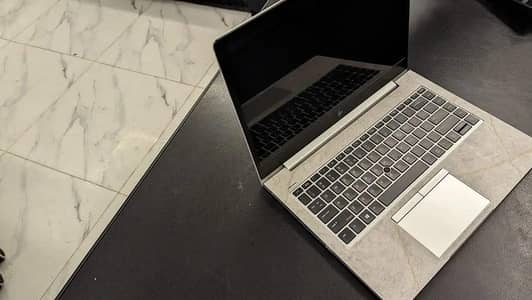 HP EliteBook 840 G5 i5 8th generation  ,8gb ram ,256gb NVme