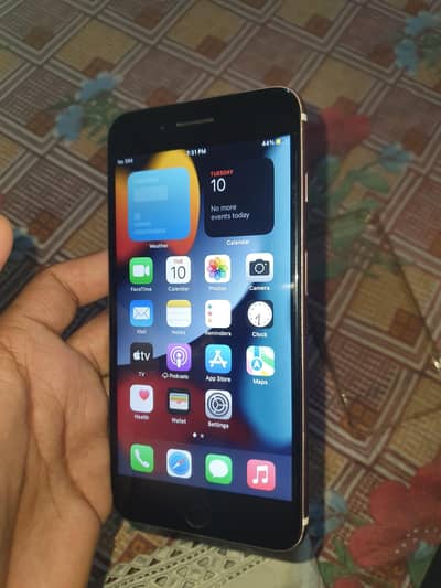 iPhone 7plus 128gb pta approved