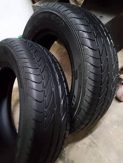 12 k 2 tyres new Jese he
