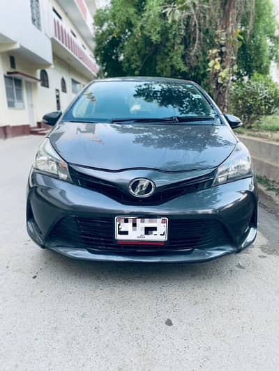 Toyota Vitz 2014
