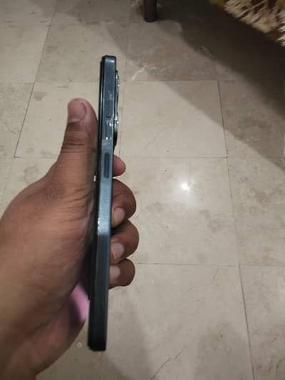 Tecno spark 20 8+8/256. all ok