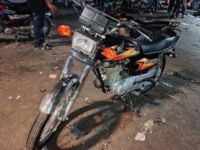 Honda 125/2021 model Total genuine
