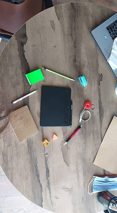 Wacom intuos pro (small)Digital drawing pad 10/10 condition