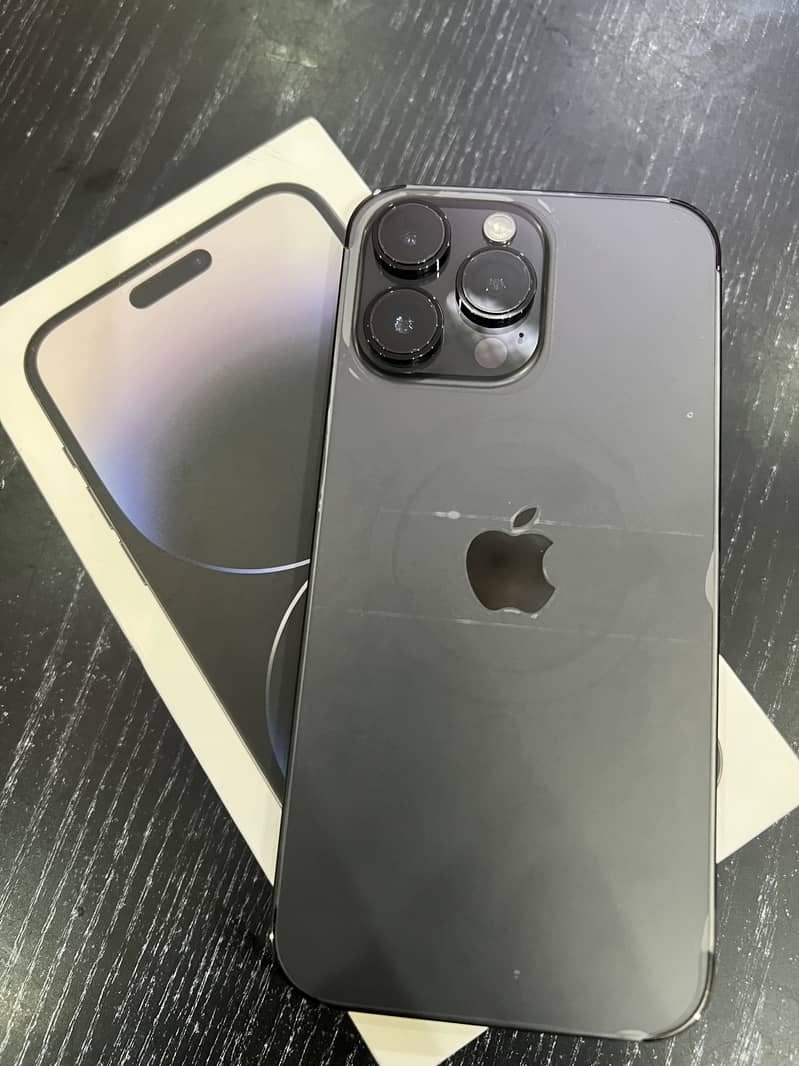 iPhone 14 Pro Max 0