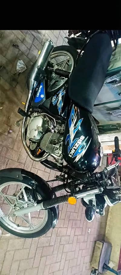 Suzuki gs150se with good one. 03152596518
