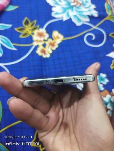 TECNO CAMON 40 pro