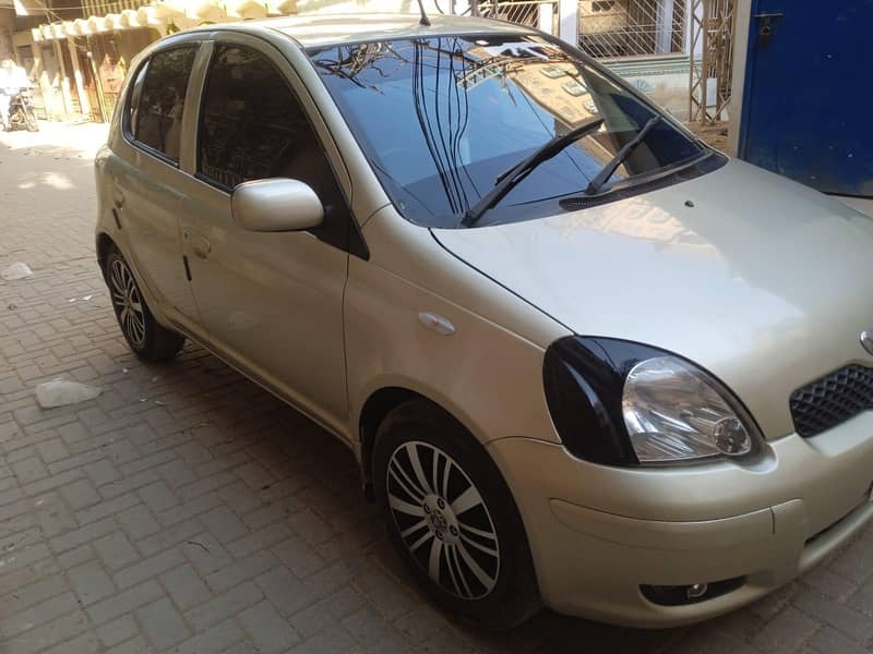 Vitz 2002 12