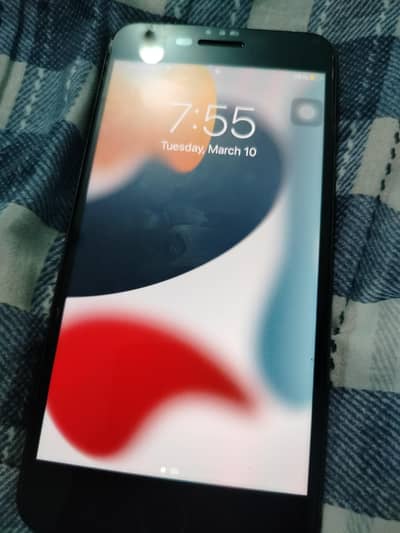 iPhone 7 plus non pta  128 gb with pouch protector and original charg