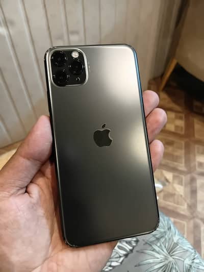 I phone 11 pro max 256gb
