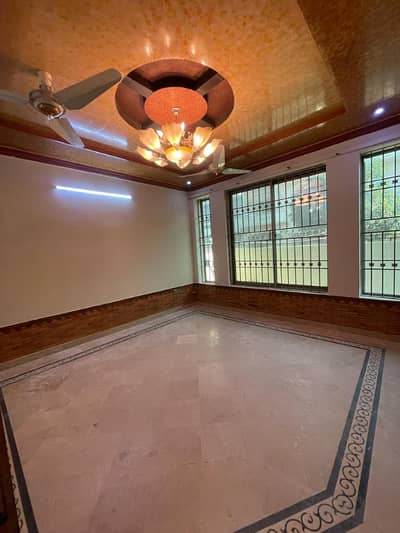 25x40 Ground Portion Available for Rent in G13 Islamabad