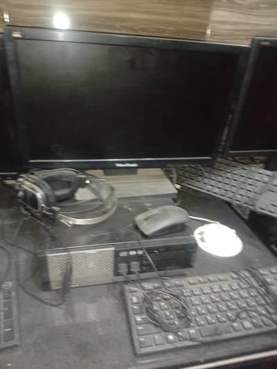 Computer for sale with all gadgets