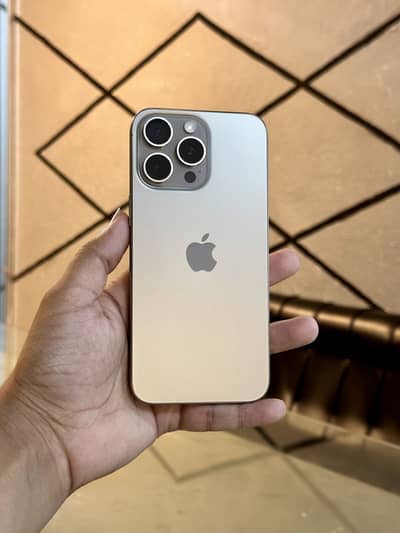 iPhone 15 Pro Max 256gb Bypass 10/10 New Condition