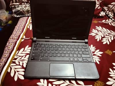 I am selling Dell chrome book