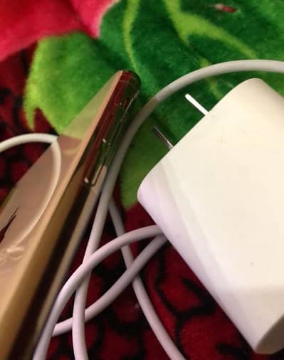 apple i Phone xs max 256GB PTA Approved What's 03220928012