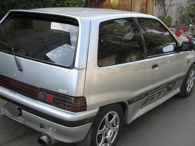 Daihatsu Charade GTTI Ful Automatic 1988 Sunrof AC Heter Sound System