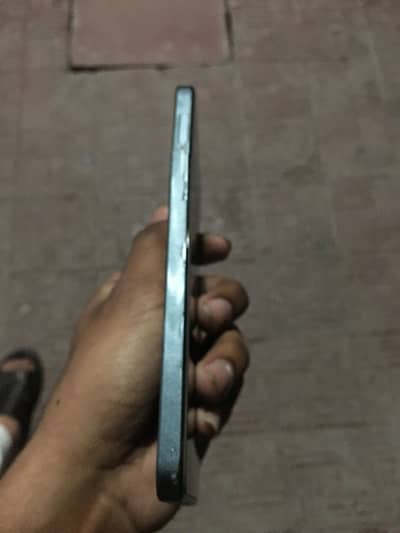 Oppo reno 11f 5G  bilkul new ha original 10/10 ha       03234700011