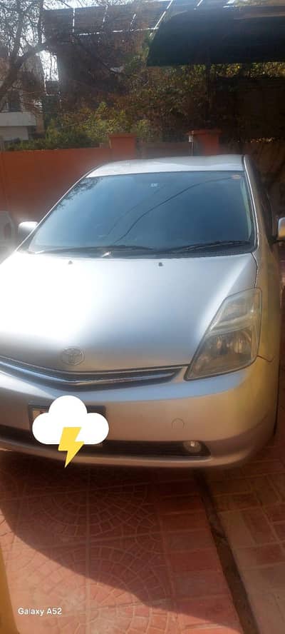 Toyota Prius alpha 2009/15  1500 CC