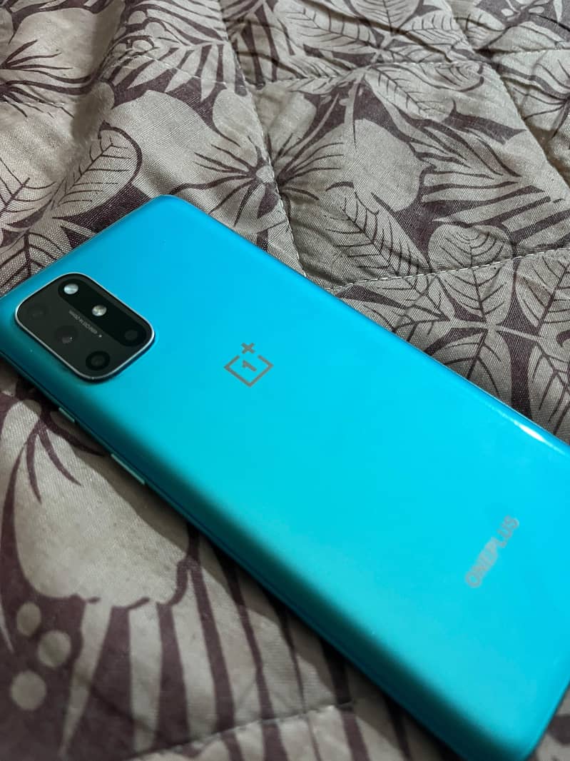 OnePlus 8t 1