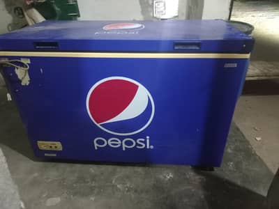 Pepsi large size single door freezer good working