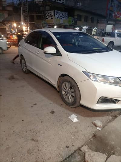 Honda Grace Hybrid 2015