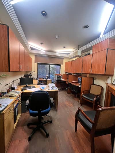 4 Kanal Office Available For Sale