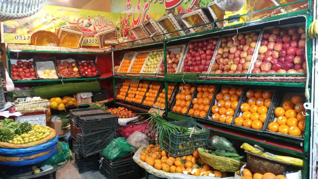 سبزی کی دکان سیل کے لیئے دستیاب ہے 4