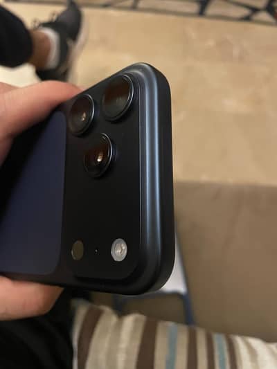 17 pro max 256 GB Non PTA