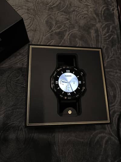 Huawei watch gt4 with black wrist in mint condition