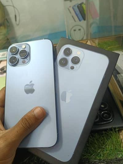 256 GB.  83% Health  10/9 Condition