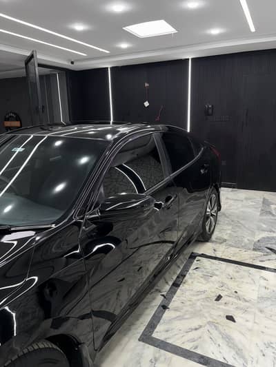 Honda civic 2016 ug full option