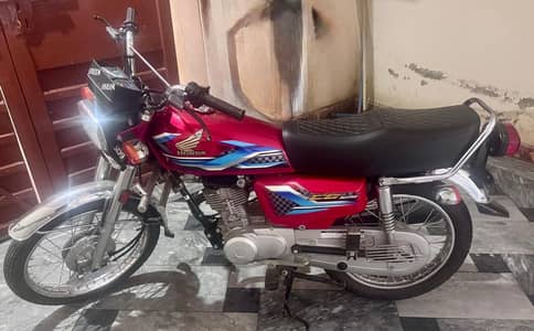 Honda 125 total original all ok good condition