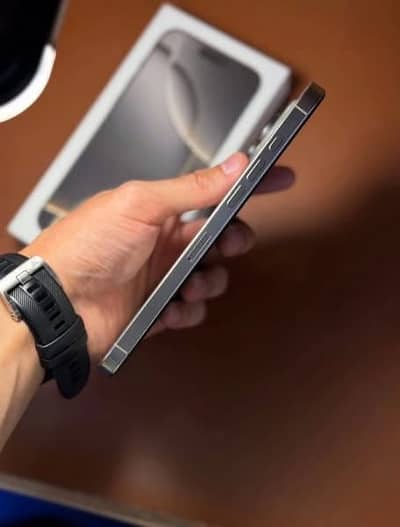 I phone xr into 16 pro