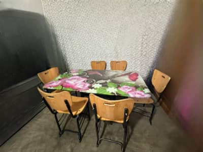 dining table with chairs