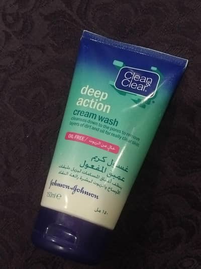 Johnson clean & clear cream face wash