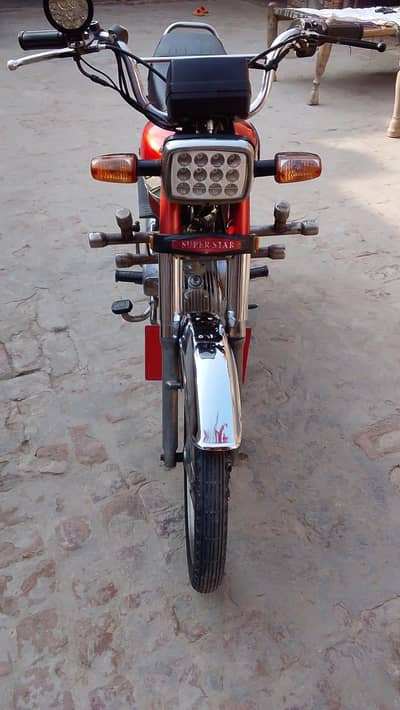 bike bilkul ok ha koi km ni ha bike ma