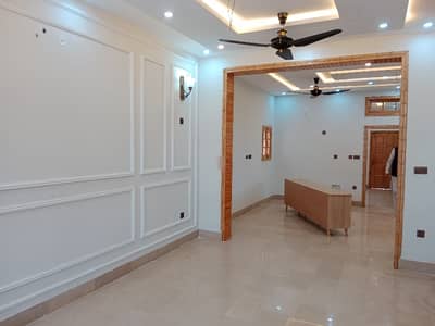 Centrally Located Upper Portion For rent In G-16 Available