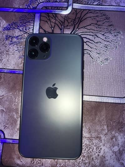 I phone 11 pro (256 GB)