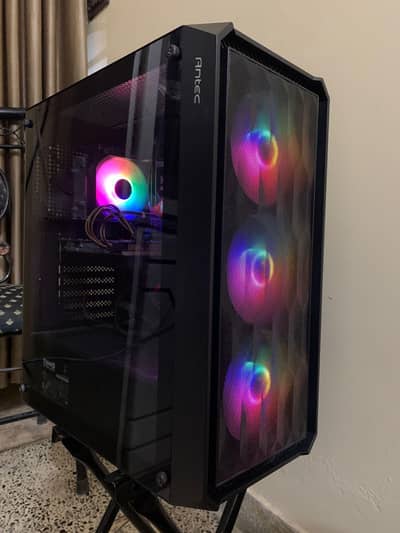 gaming PC with Easetec Rx 580 graphics with box