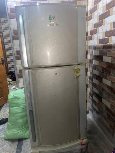 refrigerator two door bilkol working. me he koi ishu ni