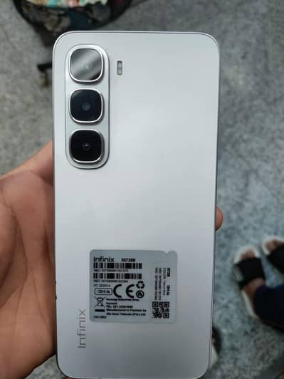 Infinix hot 60i 8/128