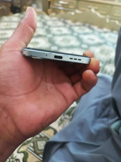 "Urgent Sale: Redmi 13C (6-128GB) - Working Perfectly - Best Price