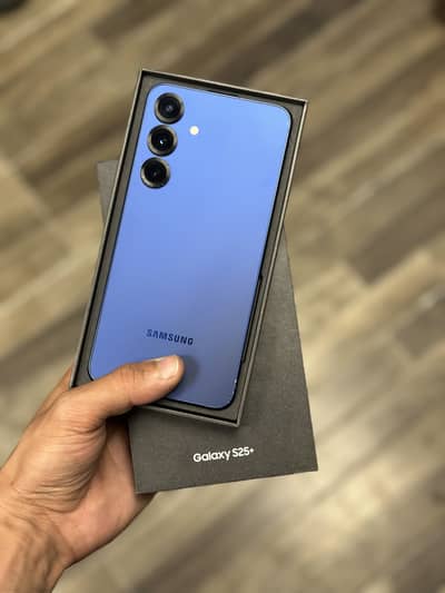 SAMSUNG S25+ - 12/256gb Storage - SIMLOCKED JV